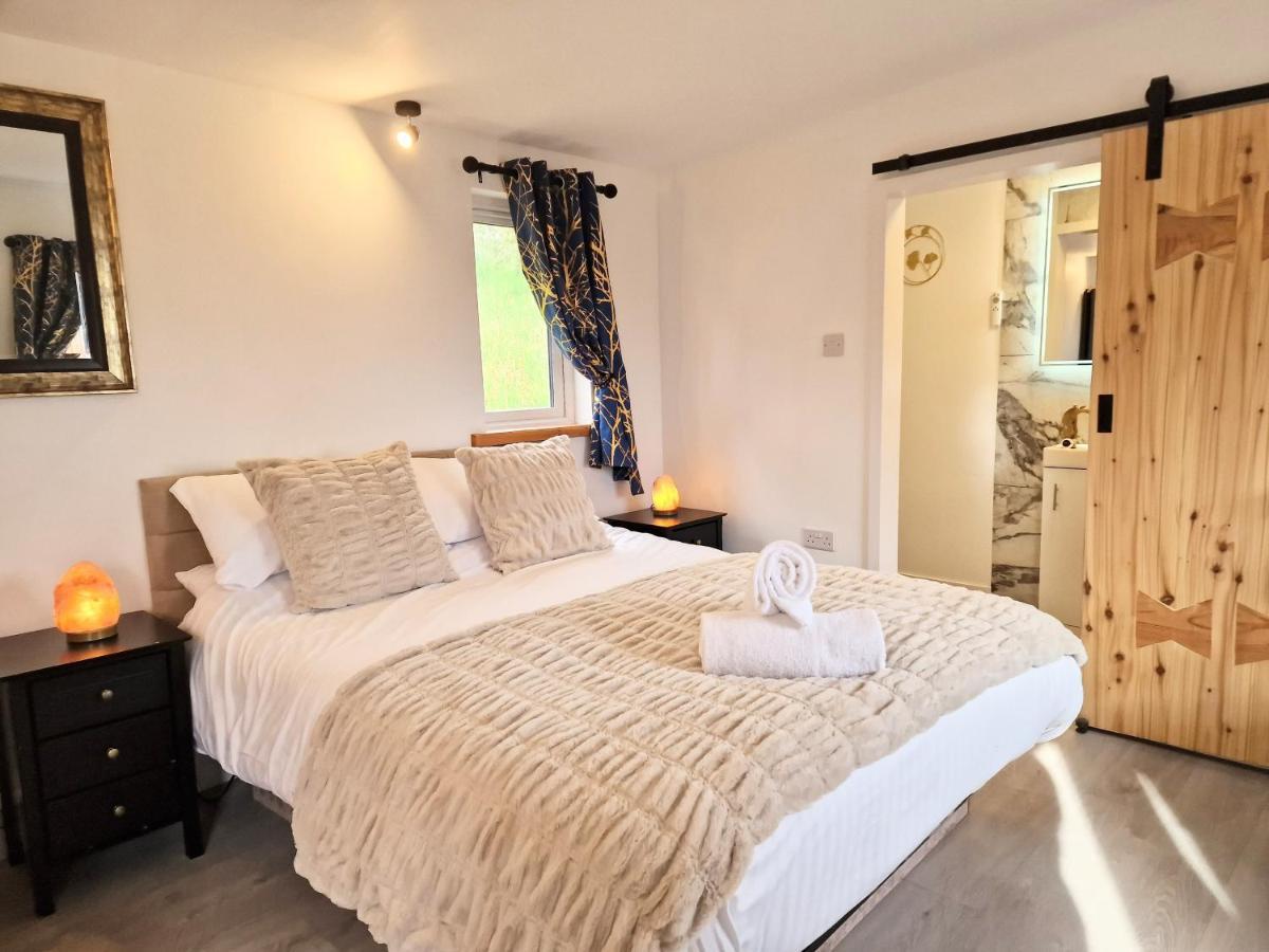 Kaoglen Lodge - Fawn Pod - Hot Tub - Dogs - Pitlochry - Luxury Blairgowrie and Rattray Eksteriør billede